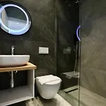 Apartment Sea Breeze Sarande