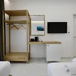 Apartment Sea Breeze Sarande