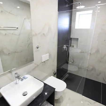 Sea Breeze Apartamento *