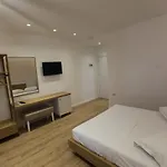 Sea Breeze סרנדה