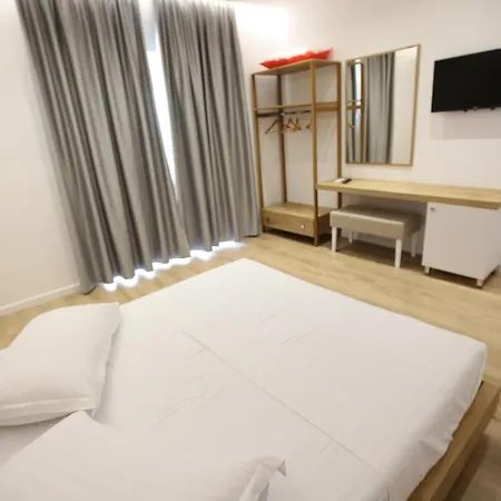 Sea Breeze Apartment