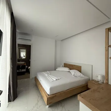 Sea Breeze Apartment Sarande